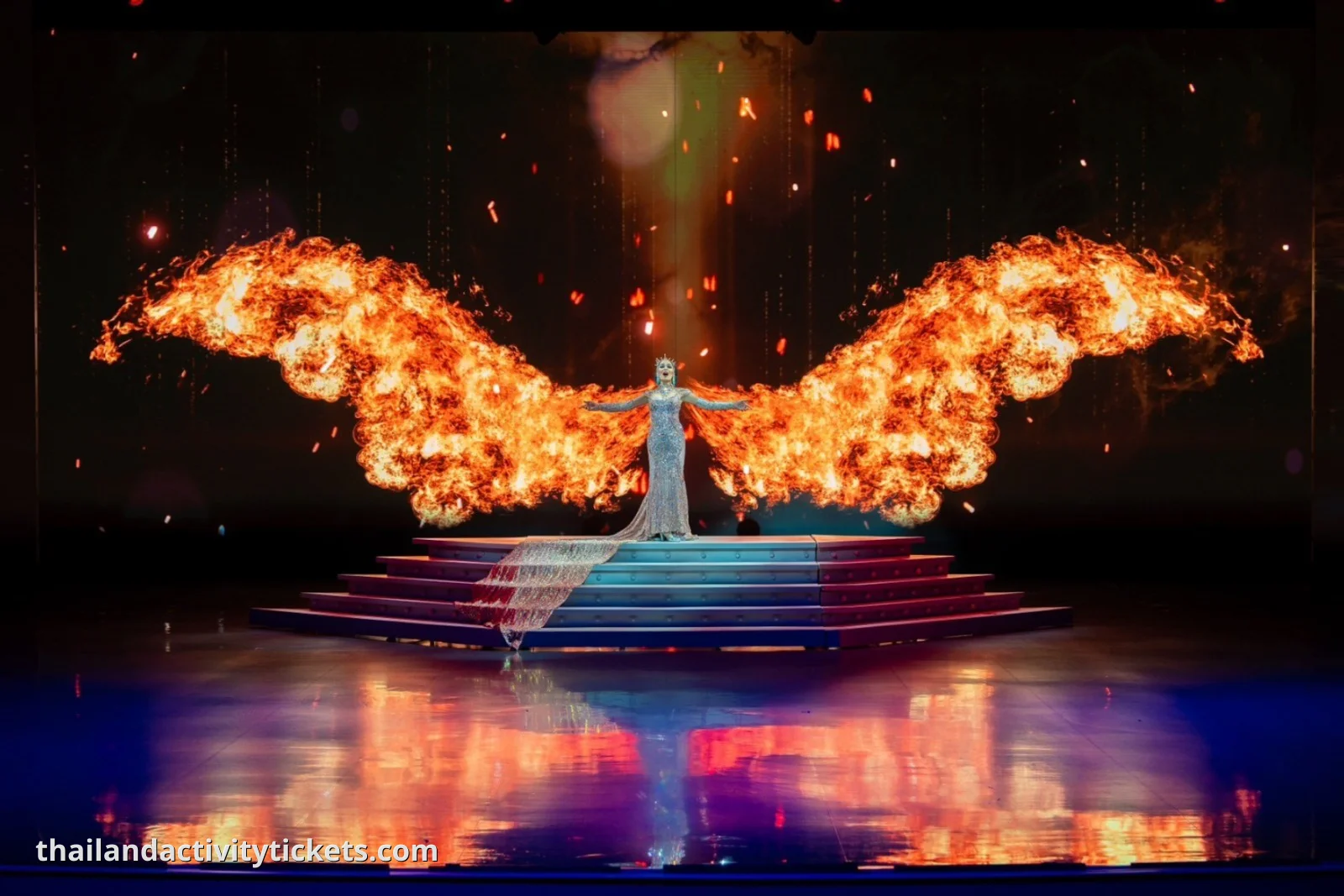 Colosseum Show Pattaya stage effects and lighting performance