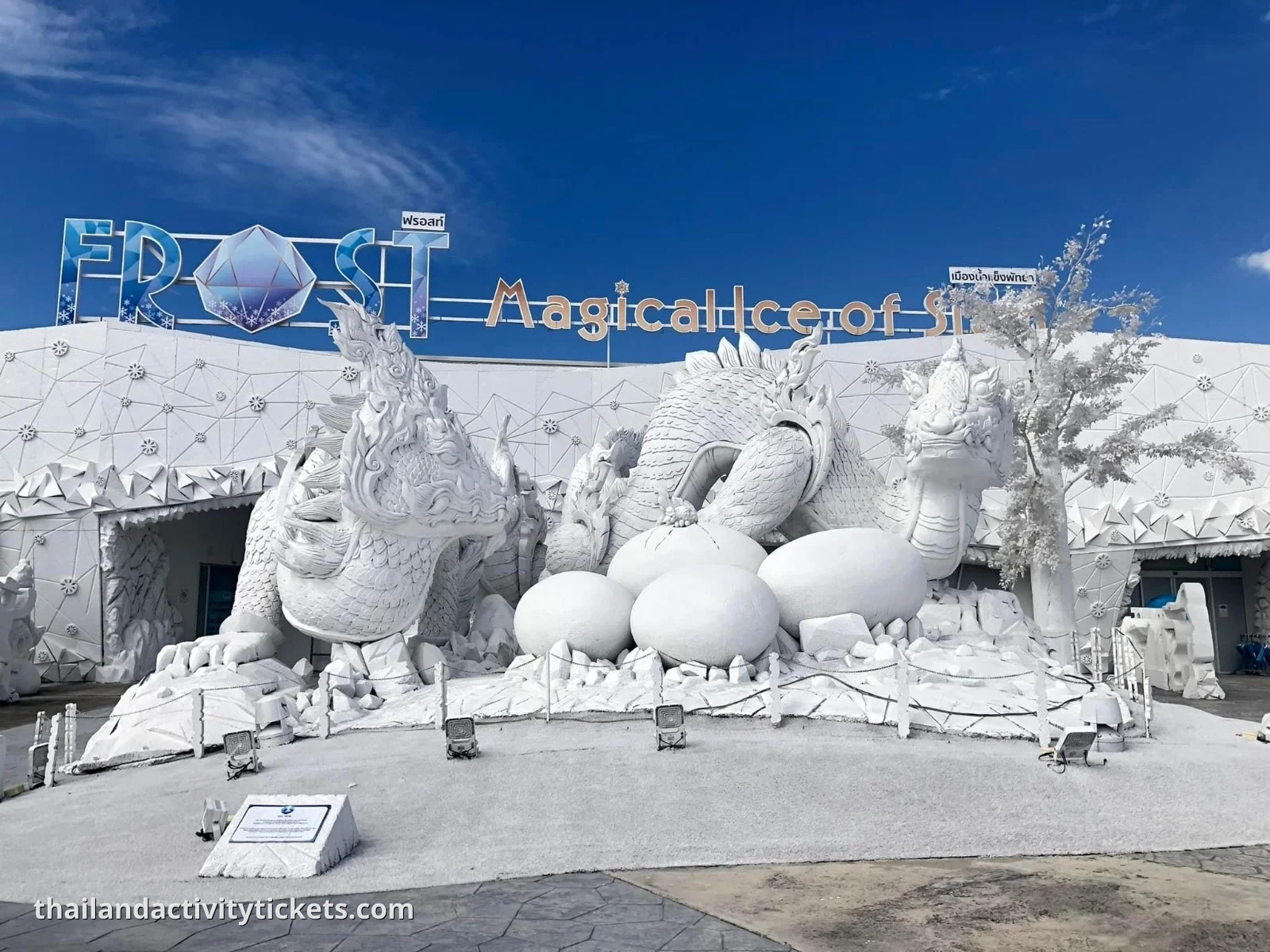 Winter-themed ice art Frost Magical Ice of Siam Pattaya