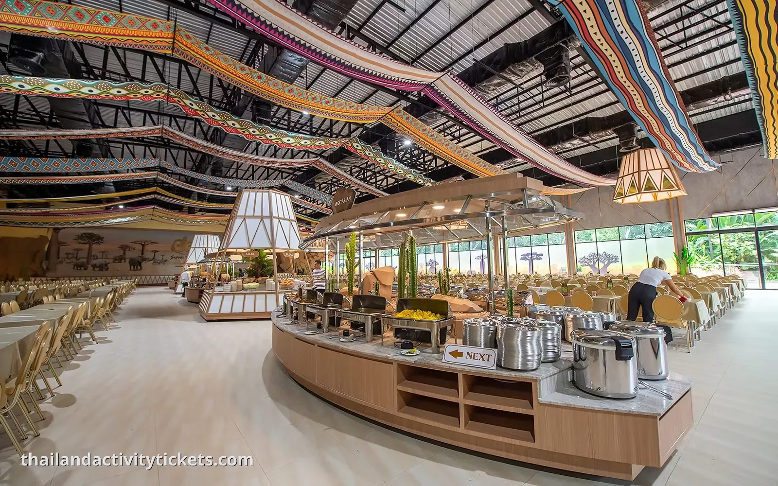 Safari World Bangkok Savanna Restaurant buffet lunch area