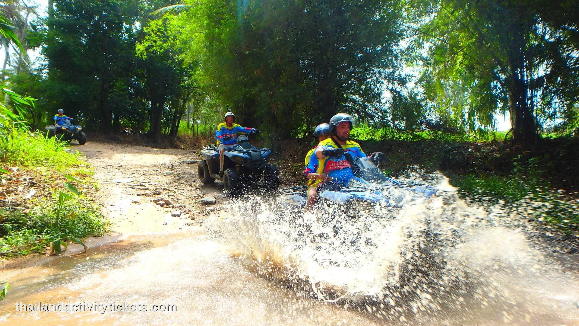 beginner buggy 2 seater 27 km track Pattaya off road jungle adventure ride