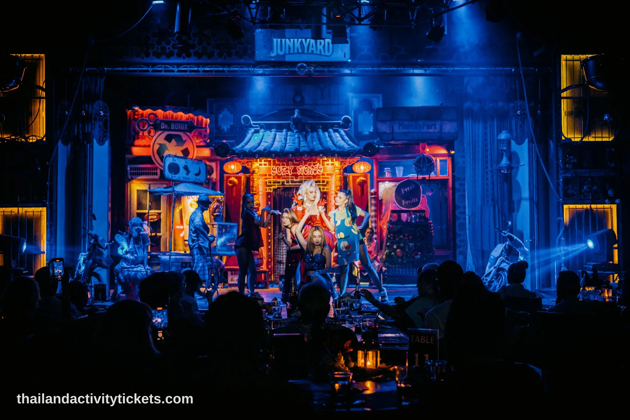 Live entertainment show at Junkyard Theatre Phuket