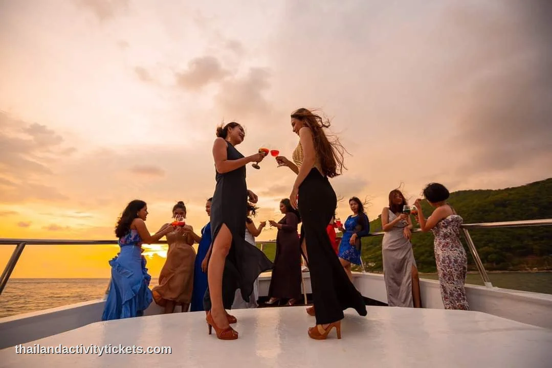 Live music performance on Melody Sunset Dinner Cruise Phuket