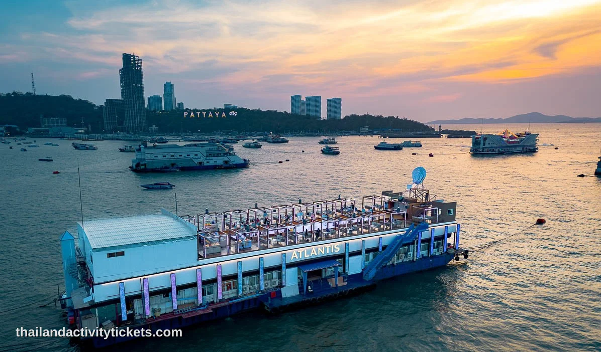 Glass skywalk experience Atlantis Ocean Sky PLUS Pattaya