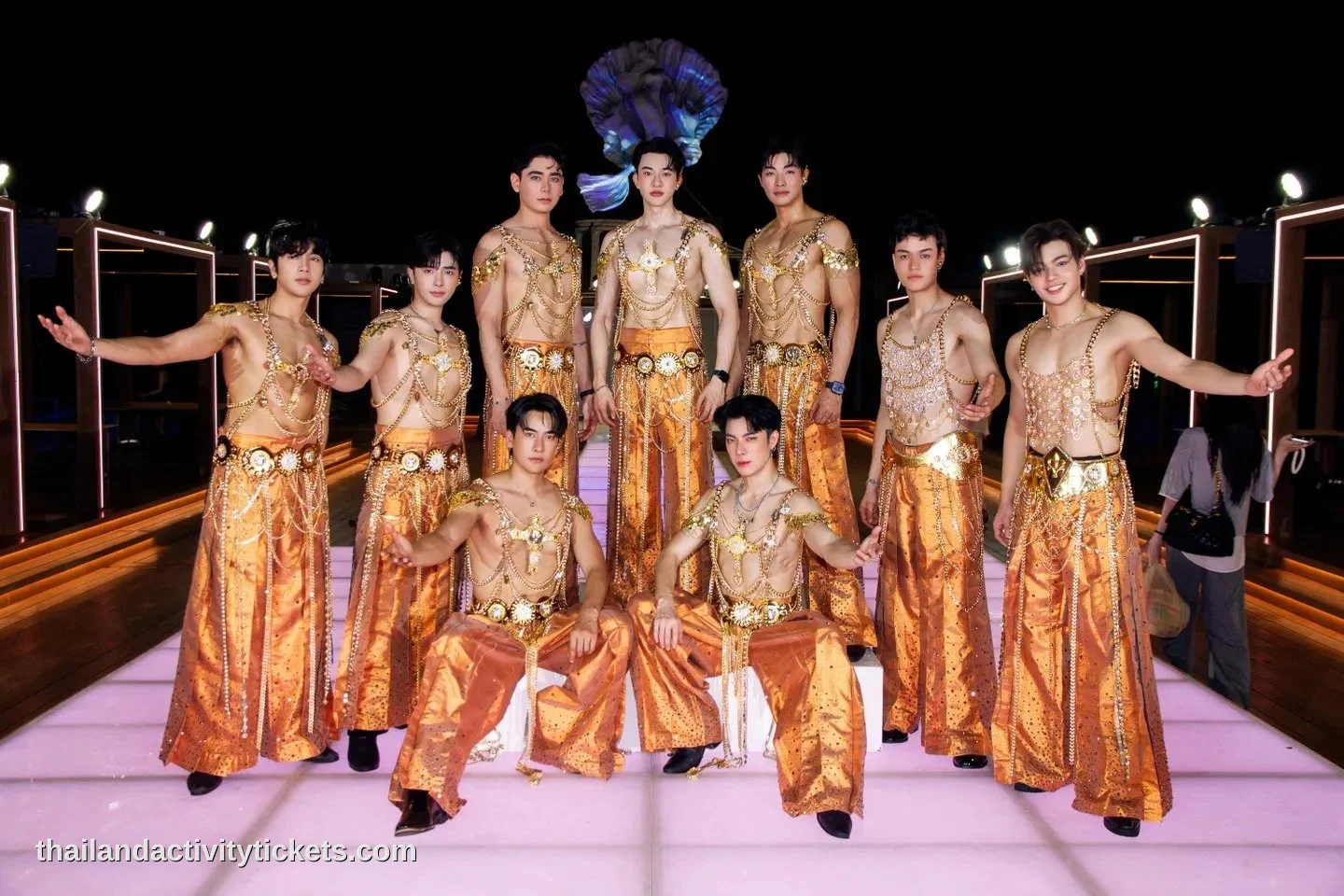 VIP table seating Atlantis Ocean Sky PLUS Pattaya dinner cruise