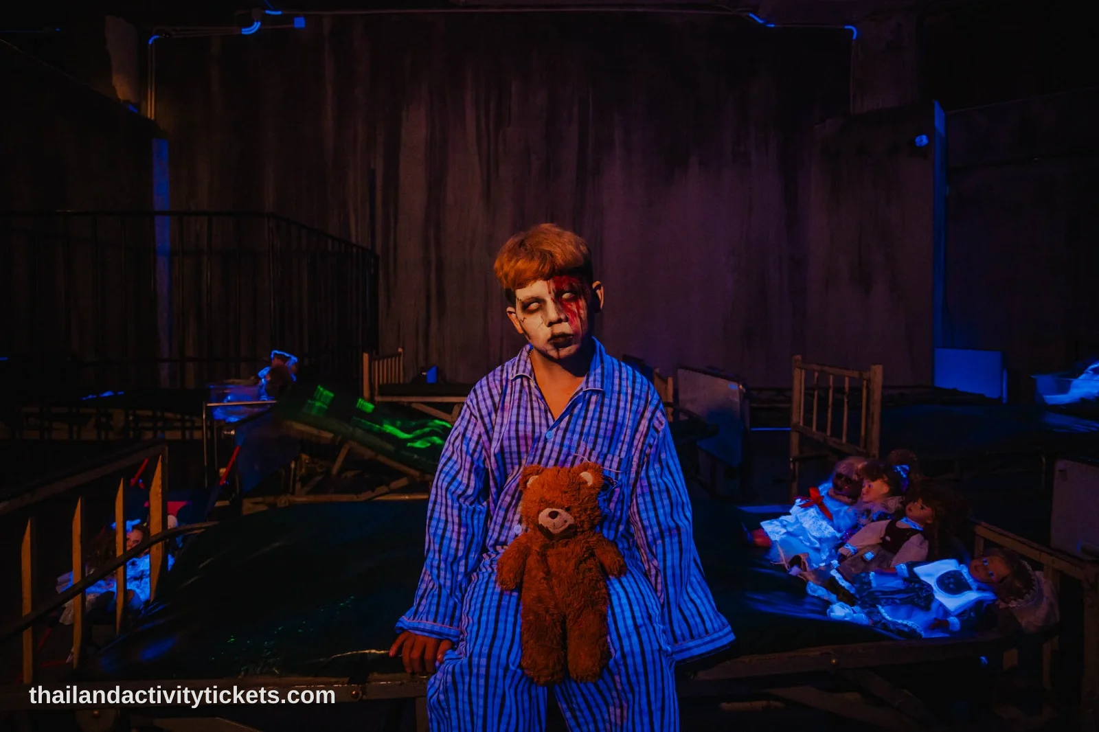 The Vault laser maze challenge at Ripley’s Believe It or Not Pattaya