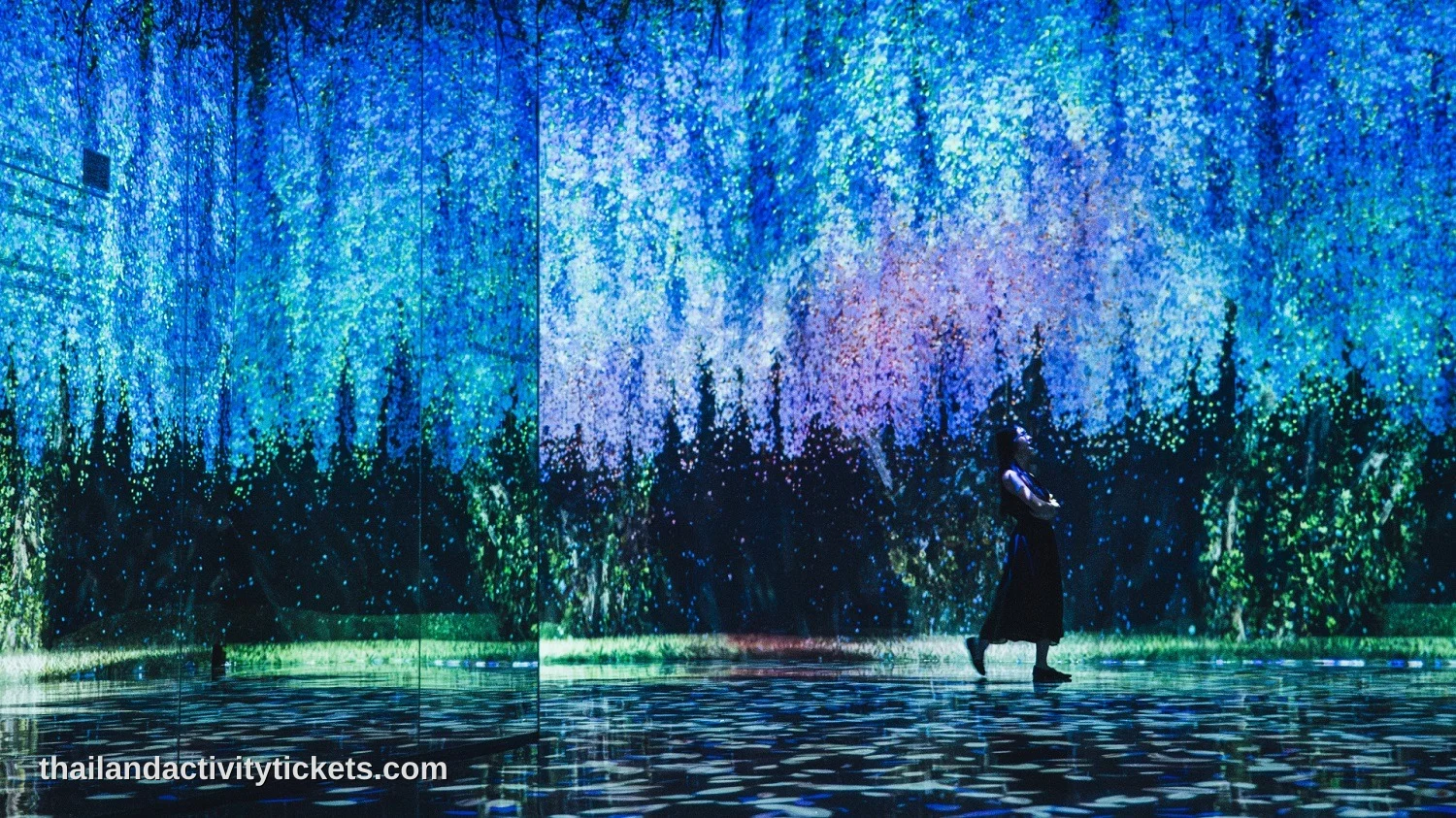 PADO Pattaya creative light and sound installation